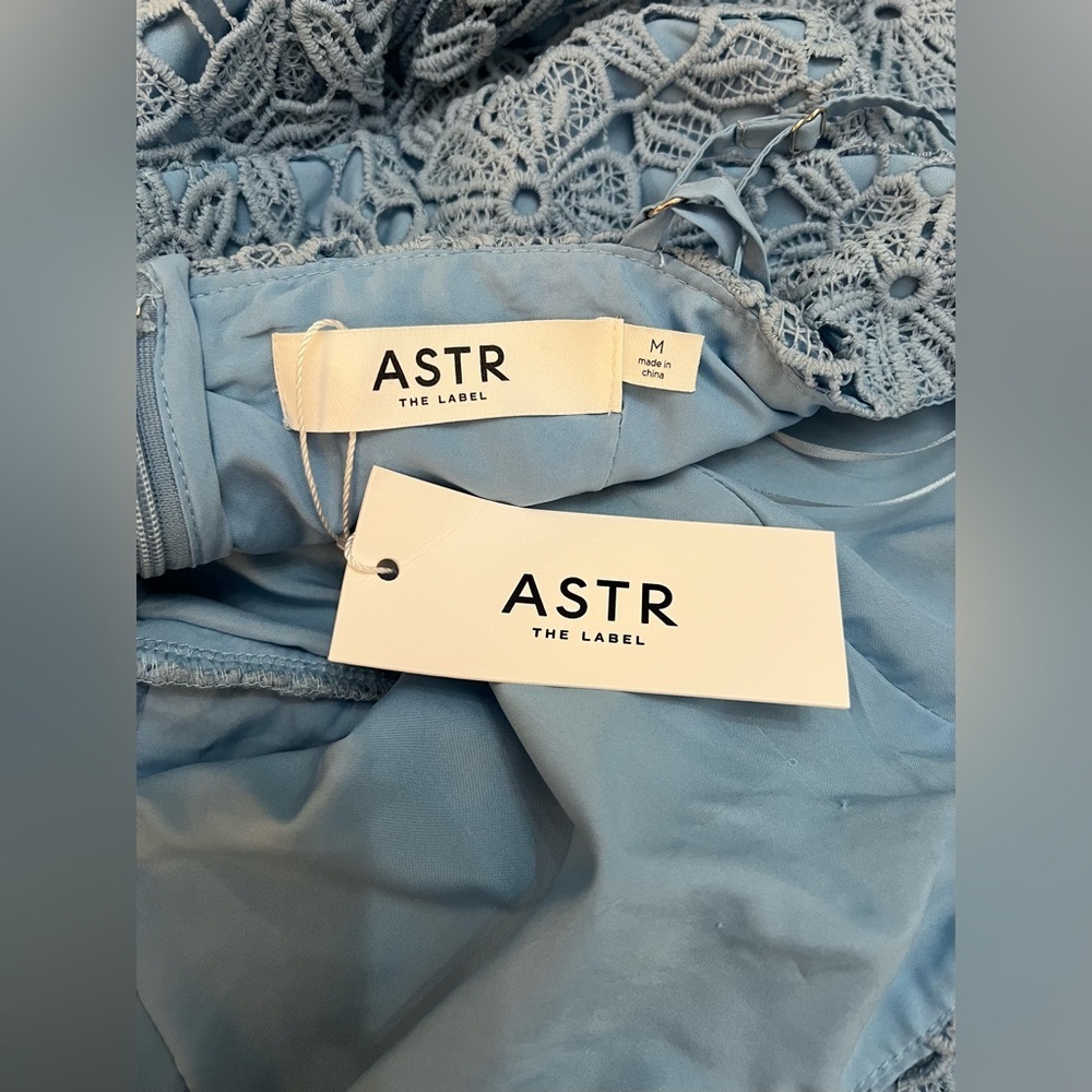 🦋 ASTR The Label - Lace Mini Dress - New With Tags - Picture 7 of 7